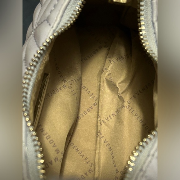 Light Blue Quilted Steve Madden Bag - Picture 4 of 6